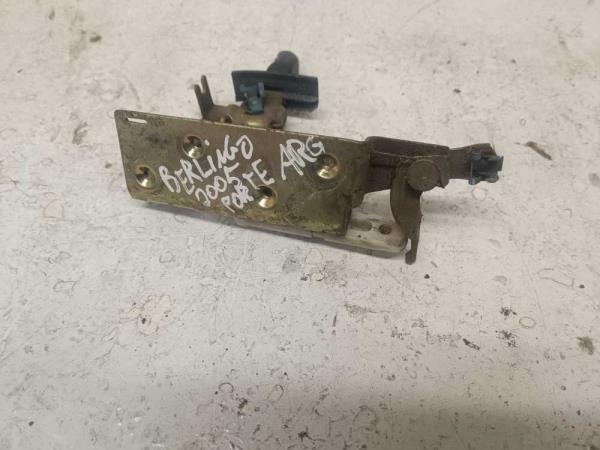 SERRURE DE PORTE ARRIERE GAUCHE CITROEN/PEUGEOT - Vue 2